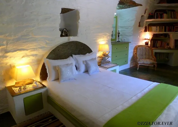 Pensión La Maison Amande 4*